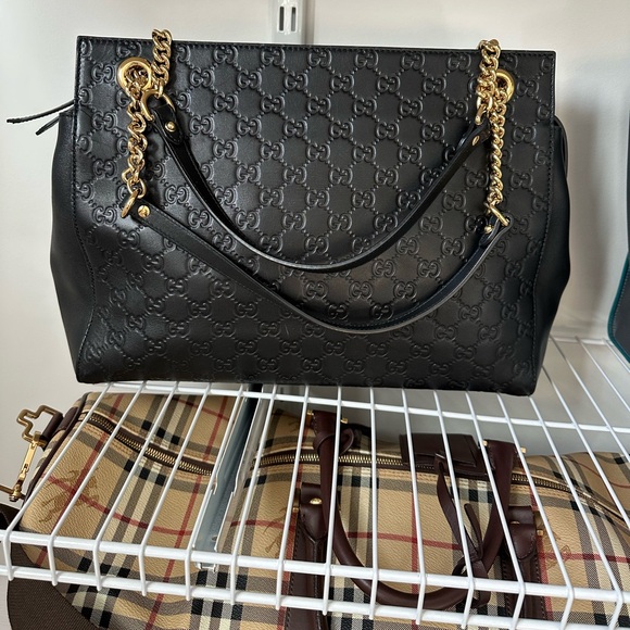 Gucci Black Leather Shoulder Bag - Picture 4 of 14